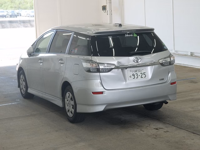 TOYOTA WISH