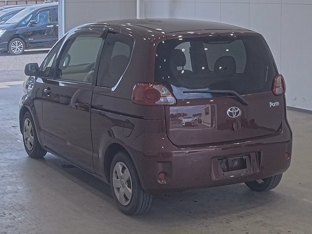 TOYOTA PORTE