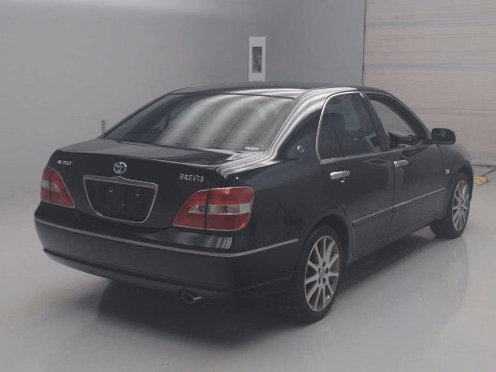 TOYOTA BREVIS