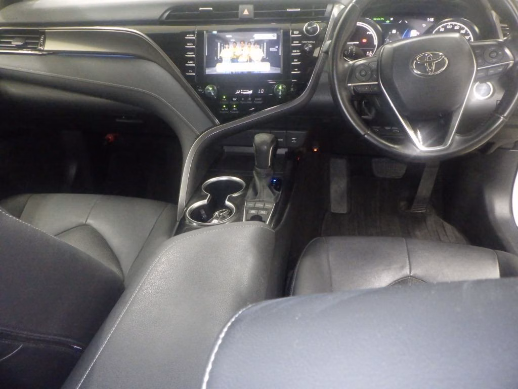 TOYOTA CAMRY