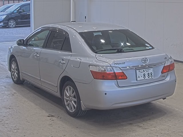 TOYOTA PREMIO