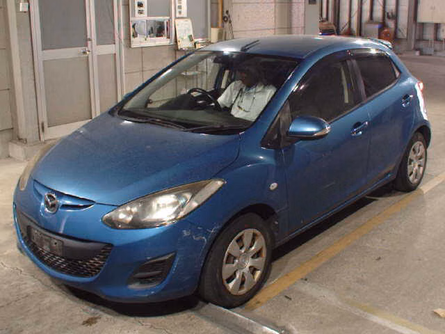 MAZDA DEMIO