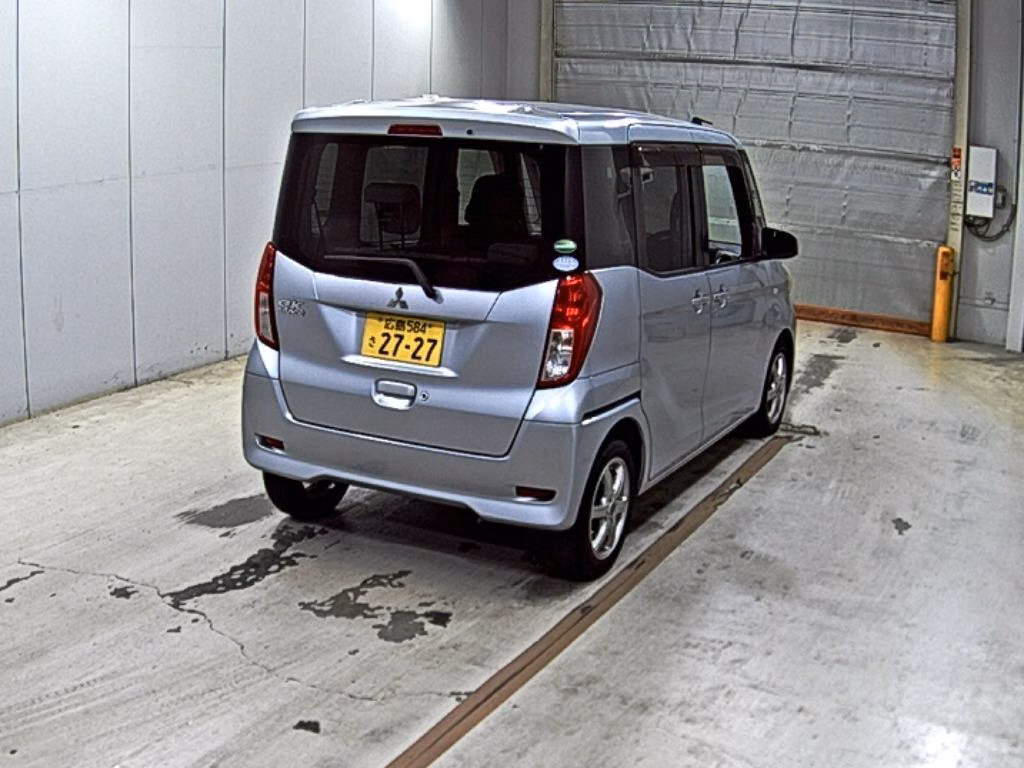 MITSUBISHI EK SPACE