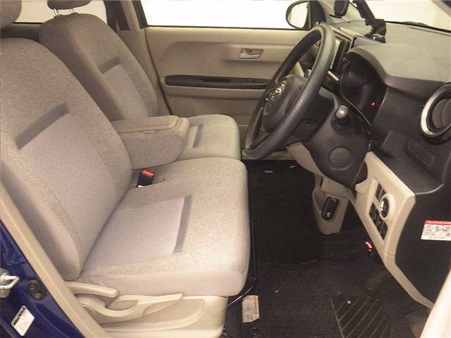 DAIHATSU BOON
