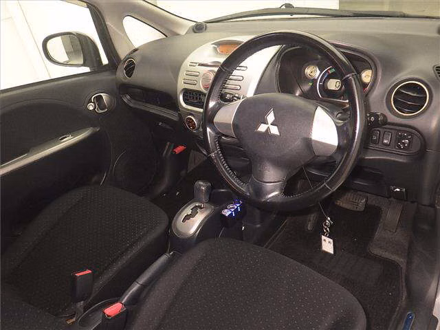 MITSUBISHI I-MIEV