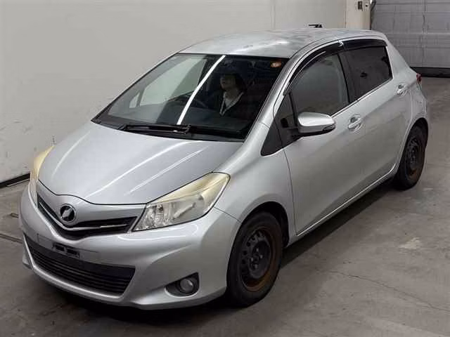 TOYOTA VITZ
