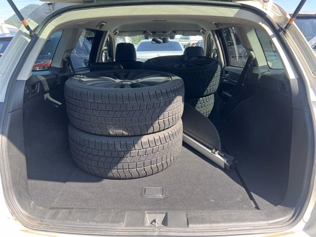 SUBARU LEGACY