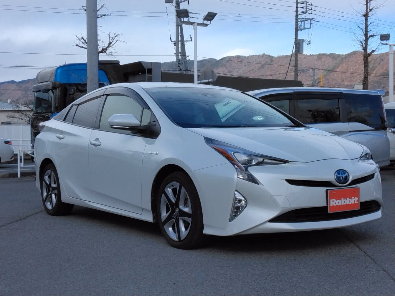 TOYOTA PRIUS