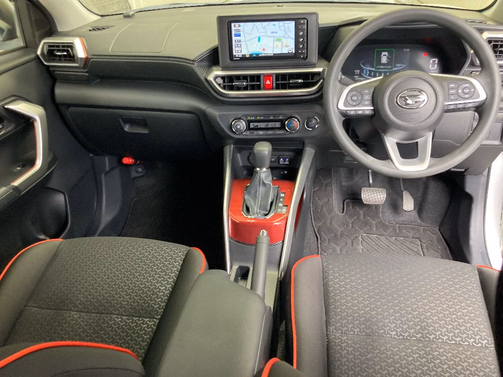 DAIHATSU ROCKY