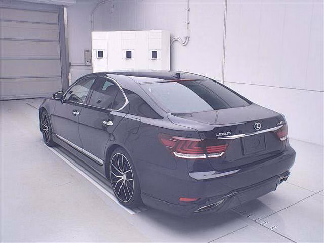 LEXUS LS460