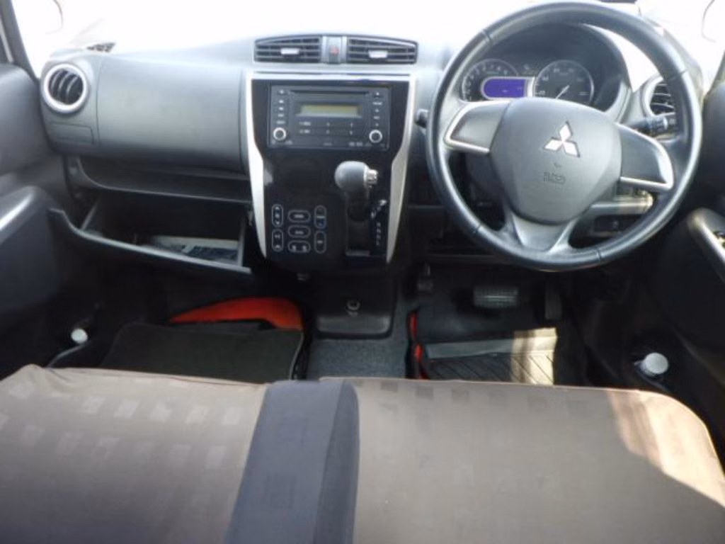 MITSUBISHI EK CUSTOM