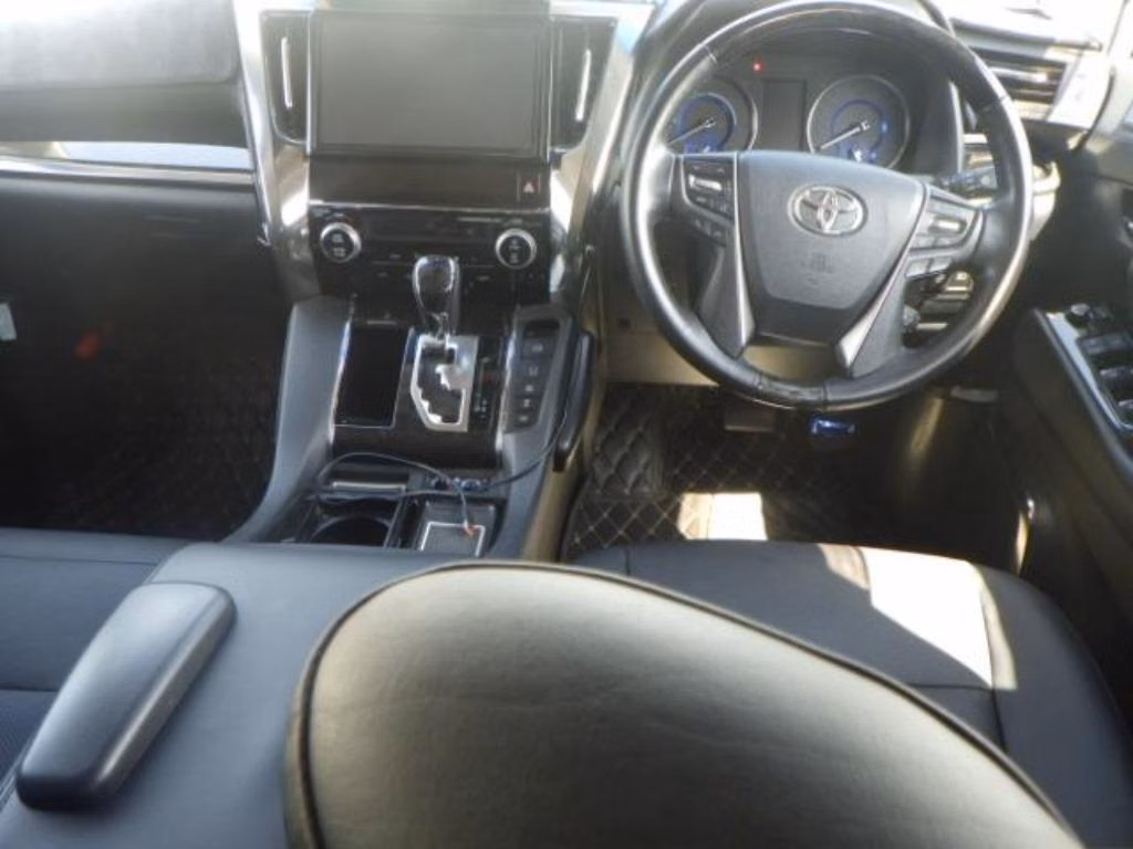TOYOTA ALPHARD