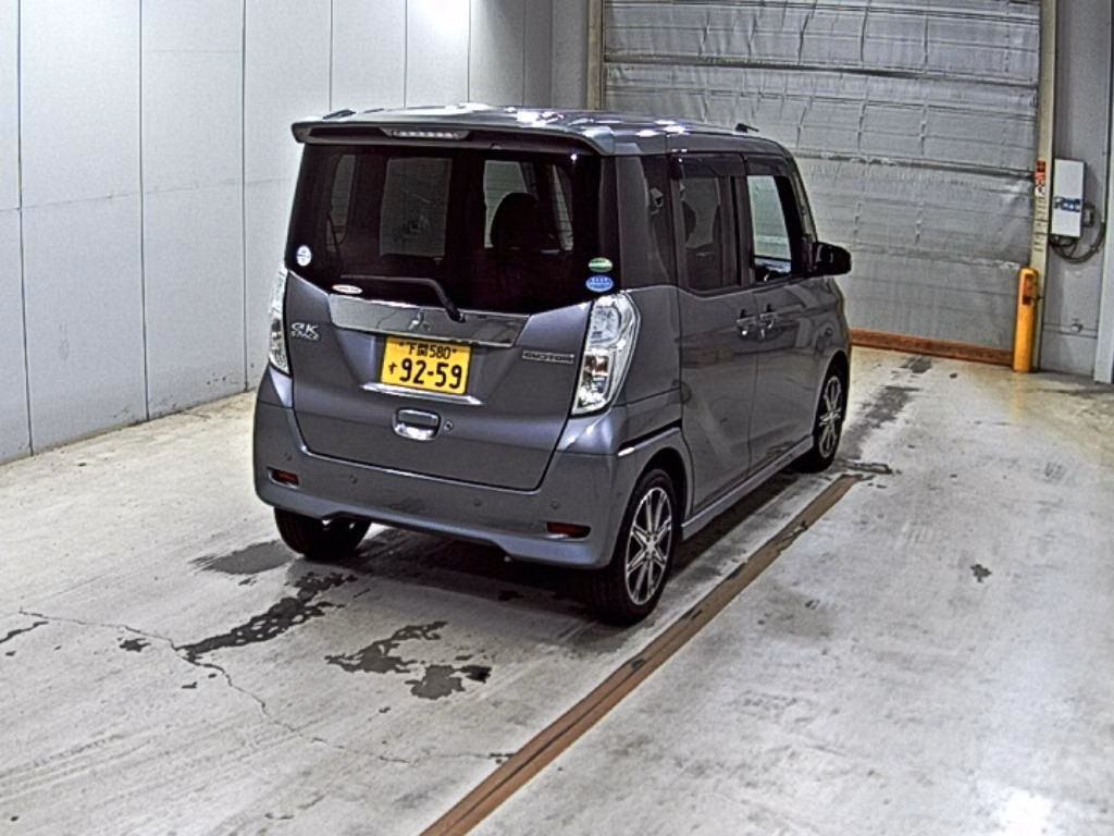 MITSUBISHI EK SPACE