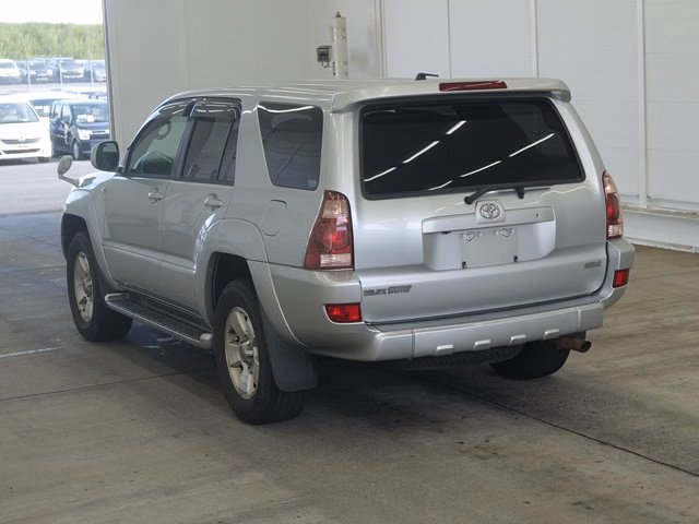 TOYOTA HILUX SURF