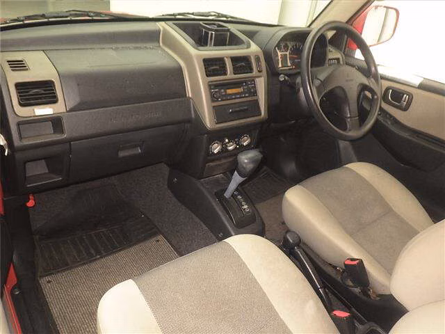 MITSUBISHI PAJERO MINI