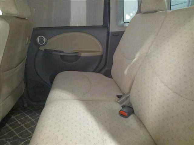 DAIHATSU MOVE LATTE