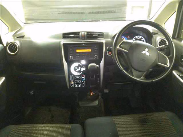 MITSUBISHI EK CUSTOM