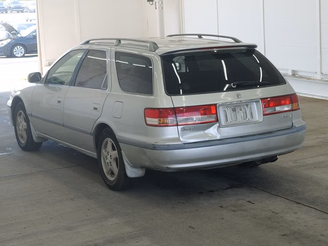 TOYOTA CAMRY GRACIA