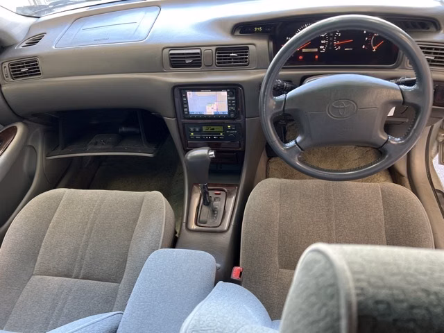 TOYOTA CAMRY GRACIA