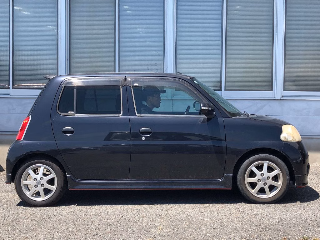 DAIHATSU ESSE