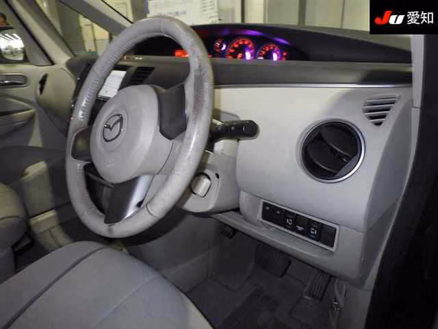 MAZDA BIANTE