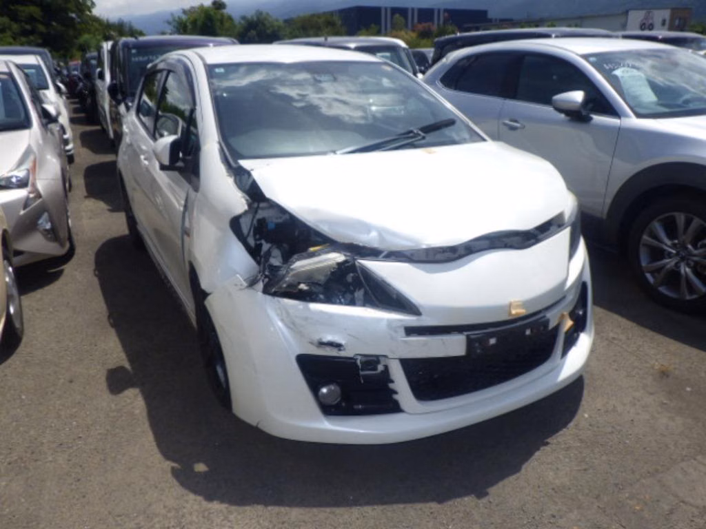 TOYOTA VITZ