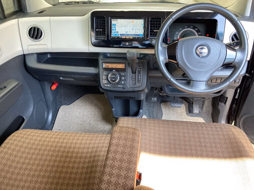 NISSAN MOCO