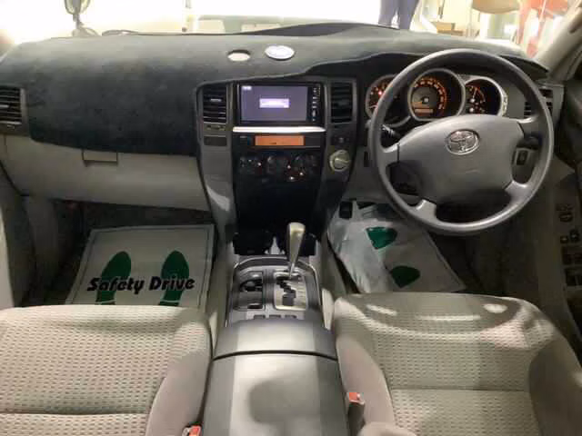 TOYOTA HILUX SURF