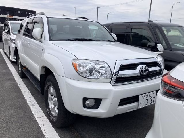 TOYOTA HILUX SURF