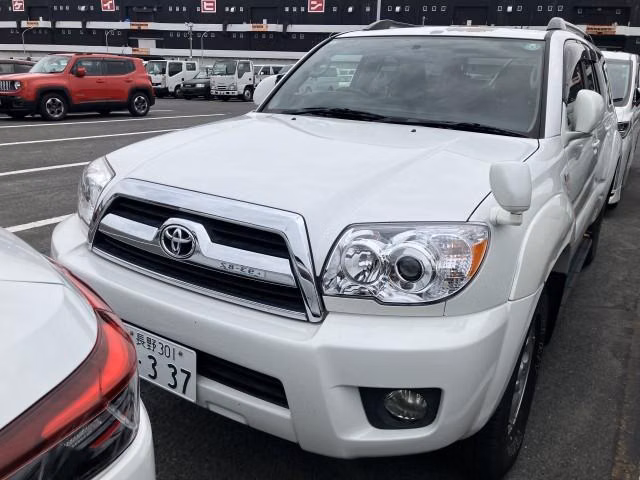 TOYOTA HILUX SURF