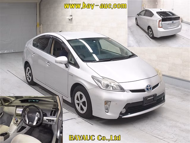 TOYOTA PRIUS