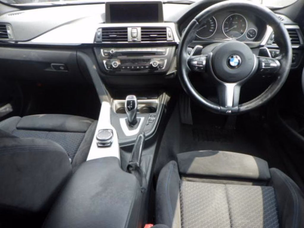 BMW 3-SERIES
