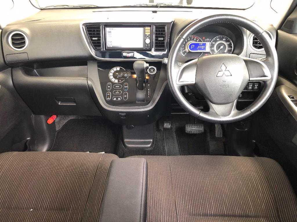 MITSUBISHI EK SPACE