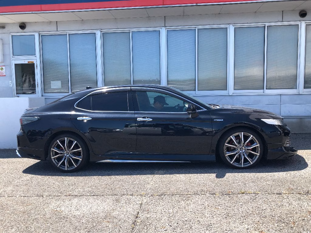 TOYOTA CAMRY