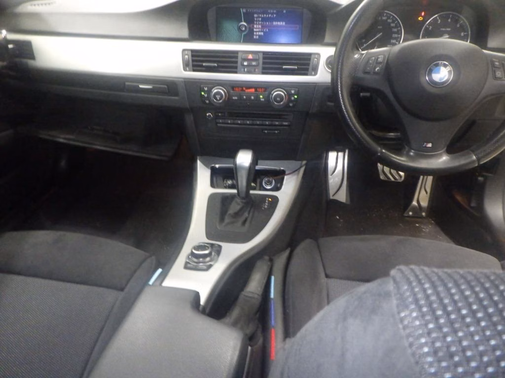 BMW 3-SERIES