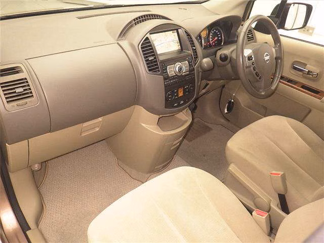 NISSAN LAFESTA