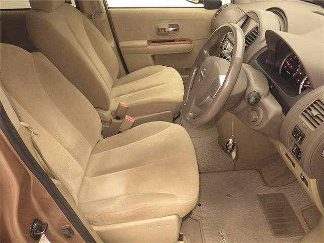 NISSAN LAFESTA