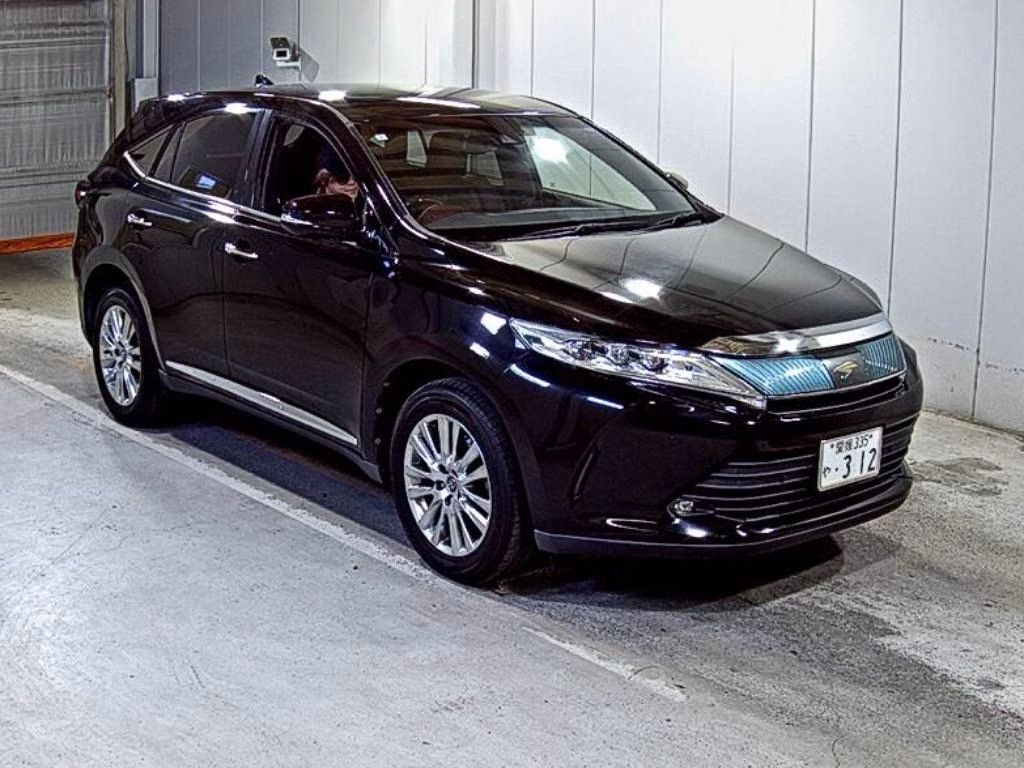 TOYOTA HARRIER