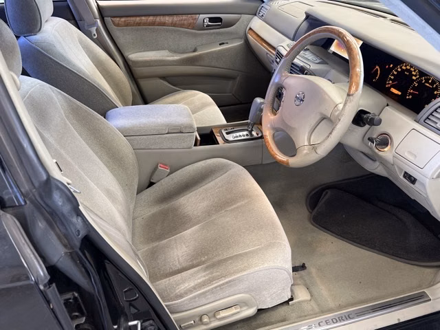 NISSAN CEDRIC