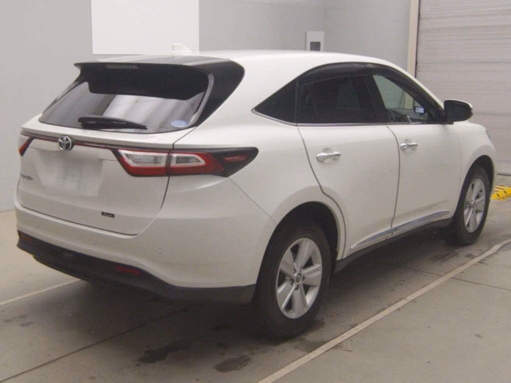 TOYOTA HARRIER