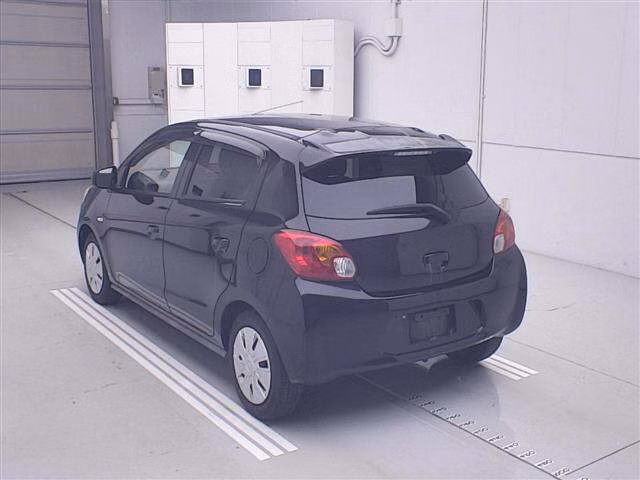 MITSUBISHI MIRAGE