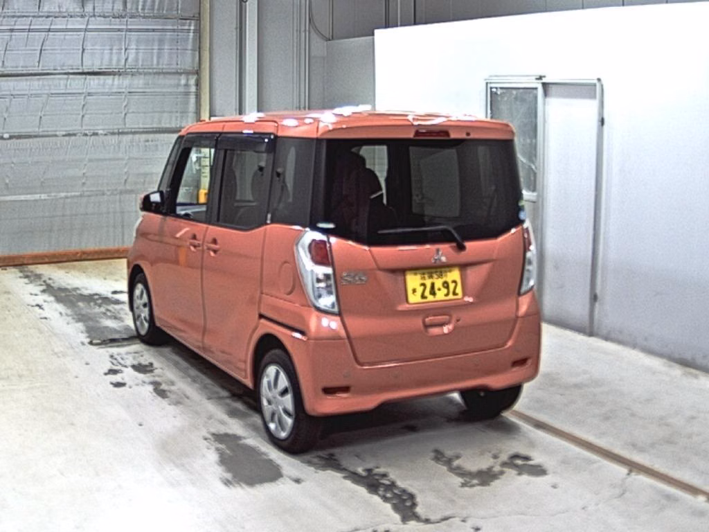 MITSUBISHI EK SPACE