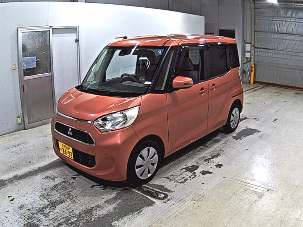MITSUBISHI EK SPACE