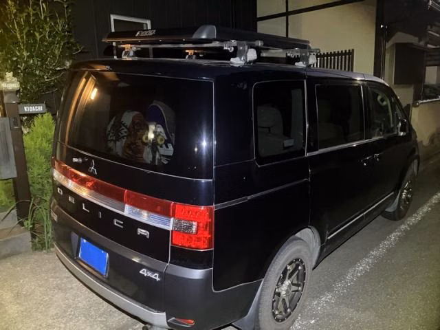 Mitsubishi Delica D:5