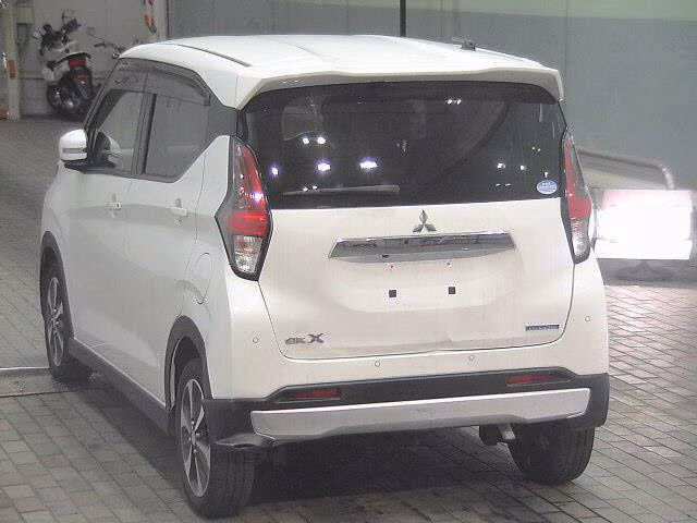 MITSUBISHI EK X