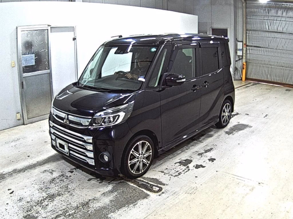 MITSUBISHI EK SPACE