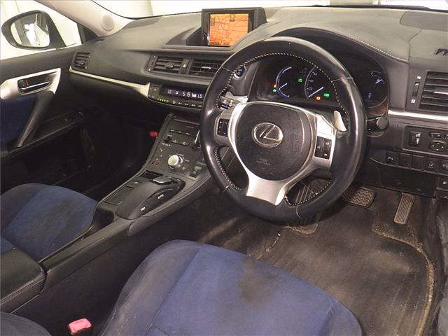 LEXUS CT200H
