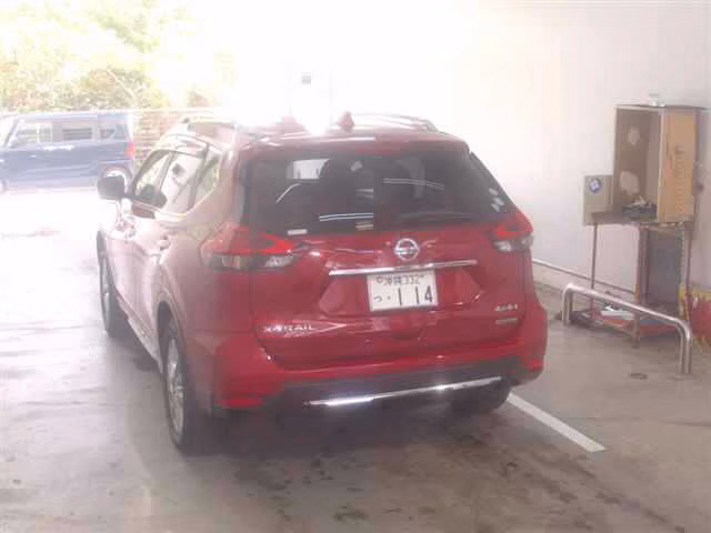 NISSAN X-TRAIL