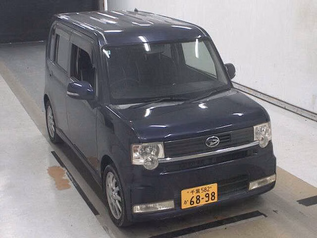 DAIHATSU MOVE CONTE
