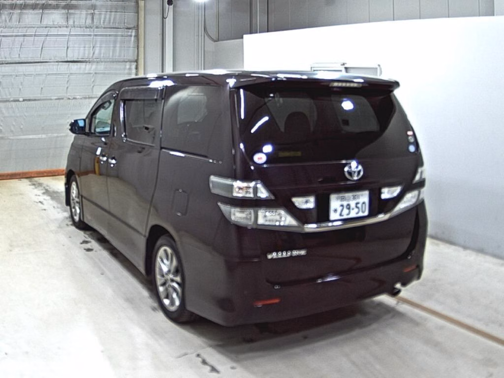 TOYOTA VELLFIRE